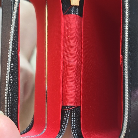 Chanel Black and Gold Women's Bag - Picture 7 of 10